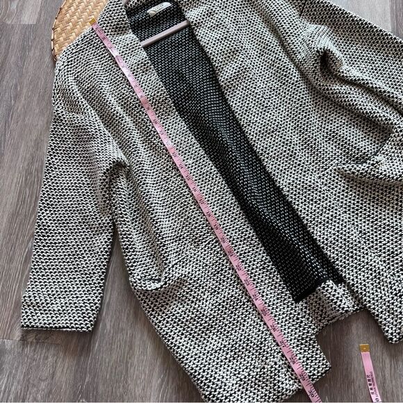 Marine Layer Black and White Cardigan - Picture 4 of 7